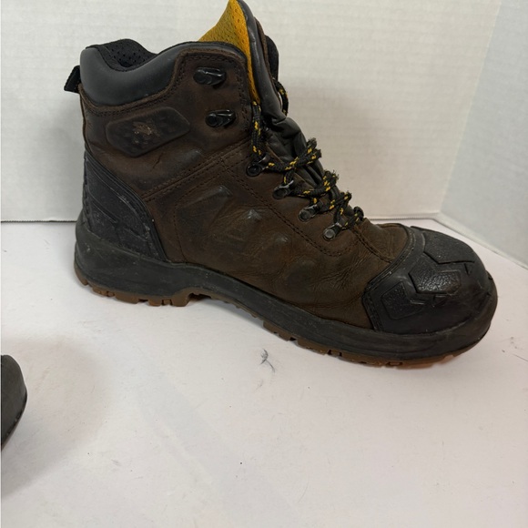 Men's DeWalt DXWP10051  Steel Toe Ankle High Boots Size 11M Black - Picture 4 of 15